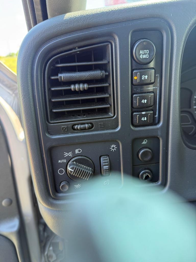 Chevrolet Silverado 1500 LT Ext. Cab Long Bed 4WD 2004