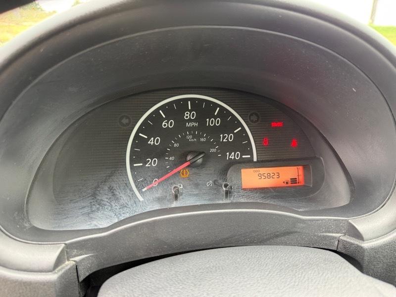 Nissan Versa 1.6 S Sedan 2012