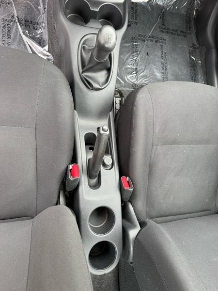 Nissan Versa 1.6 S Sedan 2012