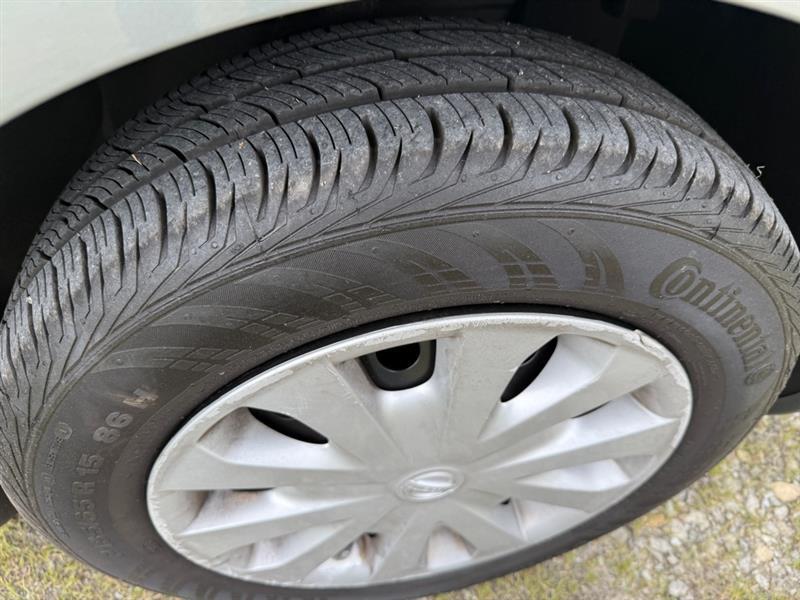 Nissan Versa 1.6 S Sedan 2012