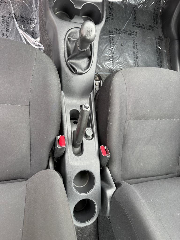 Nissan Versa 1.6 S Sedan 2012