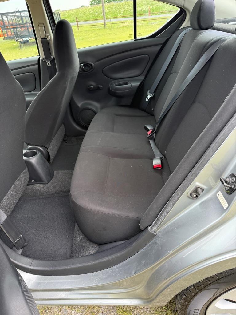 Nissan Versa 1.6 S Sedan 2012