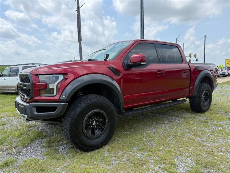 2017 Ford F-150 Raptor SuperCrew 4WD