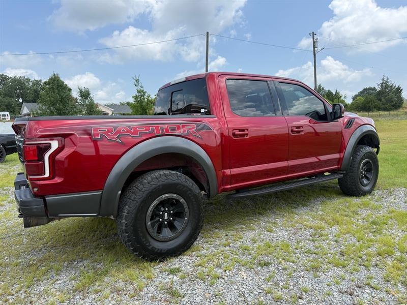 Ford F-150 Raptor SuperCrew 4WD 2017