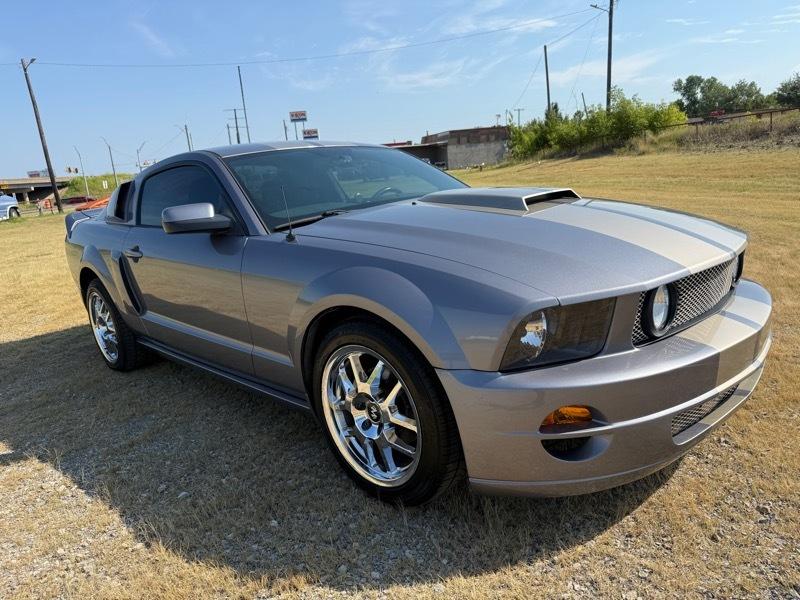 Ford Mustang V6 Standard Coupe 2006