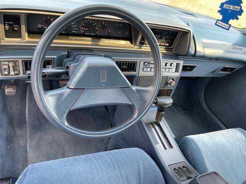 Oldsmobile Cutlass Supreme S coupe 1992