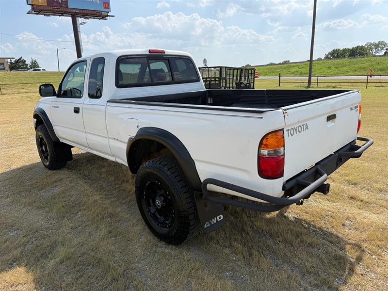 Toyota Tacoma Xtracab 4WD 2004