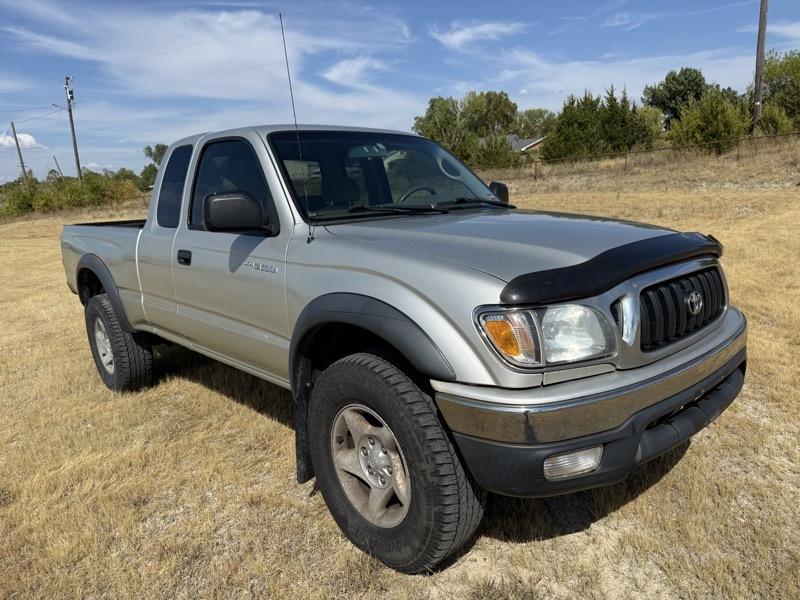 Toyota Tacoma 4WD Access Cab V6 AT SR5 (Natl) 2004