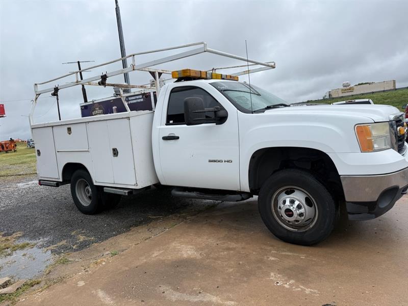 GMC Sierra 3500HD Work Truck Long Box 2WD 2014