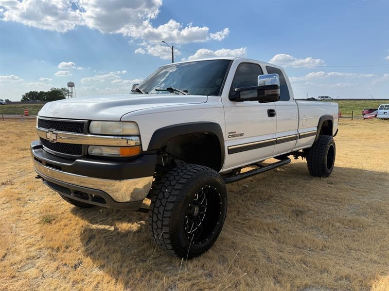 2001 Chevrolet Silverado 2500HD Ext. Cab 2WD