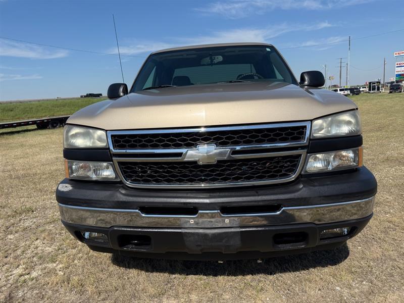 2006 Chevrolet Silverado 1500 LS Ext. Cab 4WD