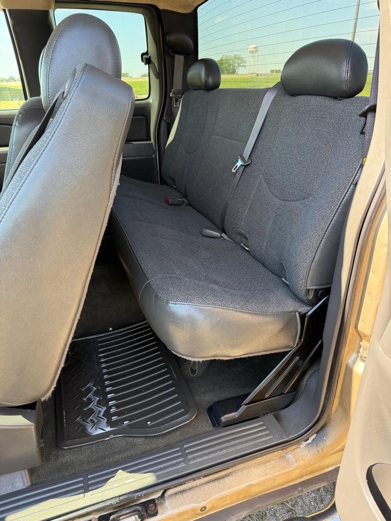 Chevrolet Silverado 1500 LS Ext. Cab 4WD 2006