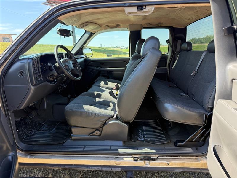 Chevrolet Silverado 1500 LS Ext. Cab 4WD 2006