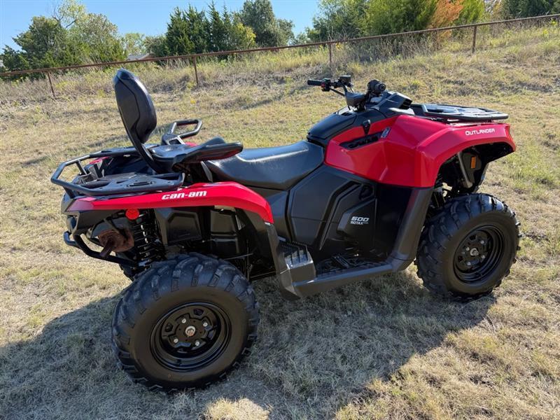Can-Am Outlander  2025