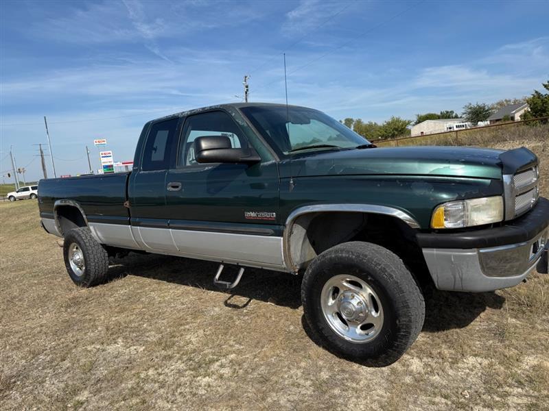 Dodge Ram 2500 Quad Cab Short Bed 4WD 2001