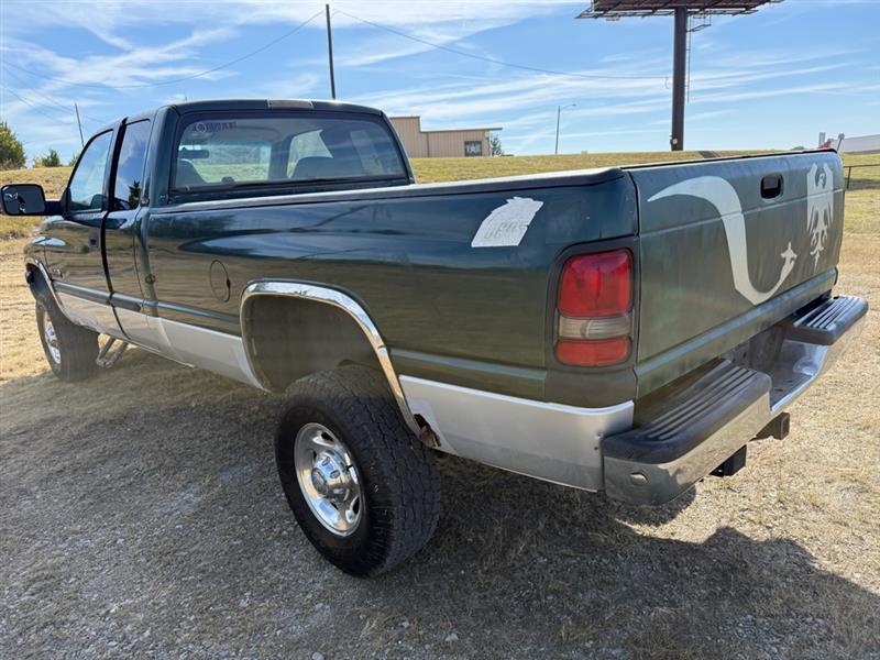Dodge Ram 2500 Quad Cab Short Bed 4WD 2001