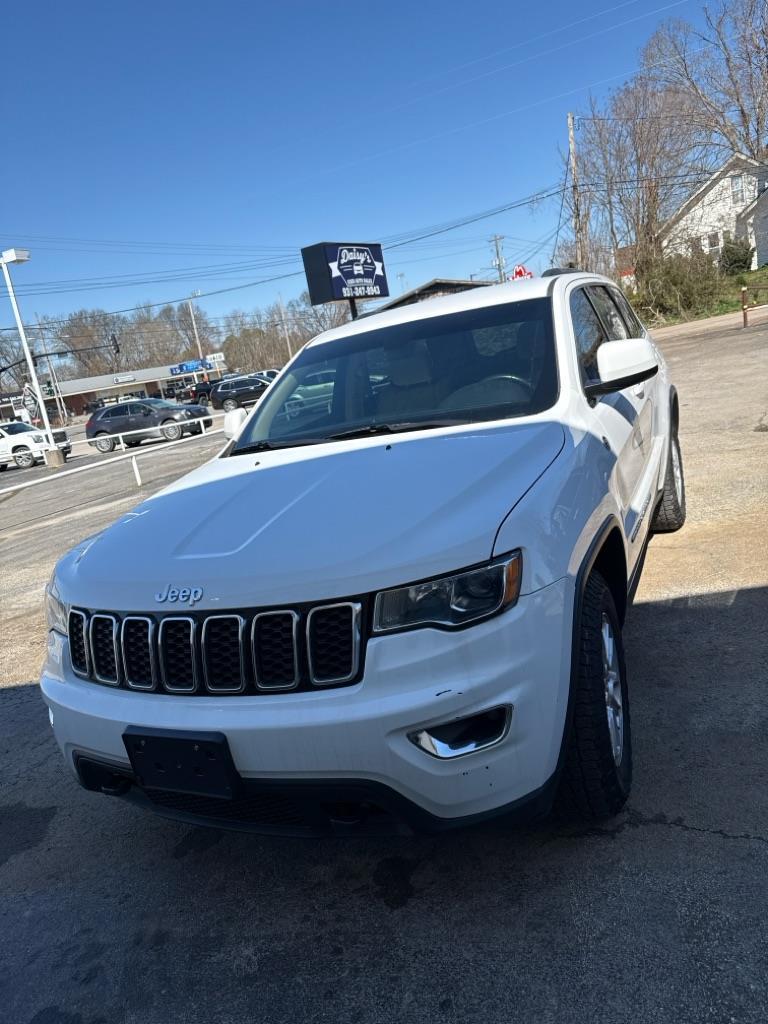 2018 Jeep Grand Cherokee Laredo 4WD