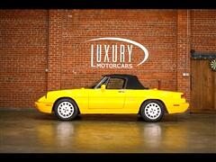 1992 Alfa Romeo Spider  1992 Alfa Romeo Spider