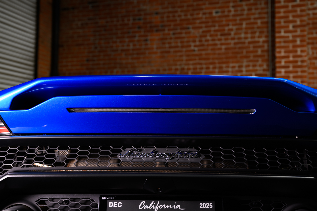 2023 Lamborghini Huracan Evo Coupe photo 13