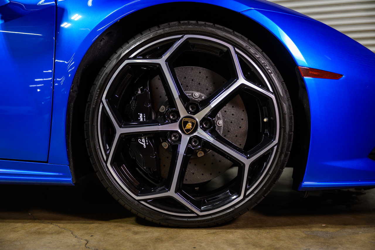 2023 Lamborghini Huracan Evo Coupe photo 15