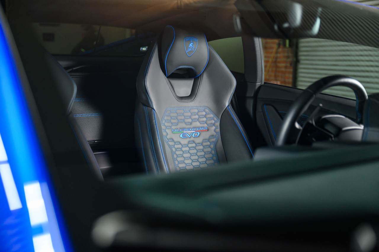 2023 Lamborghini Huracan Evo Coupe photo 30