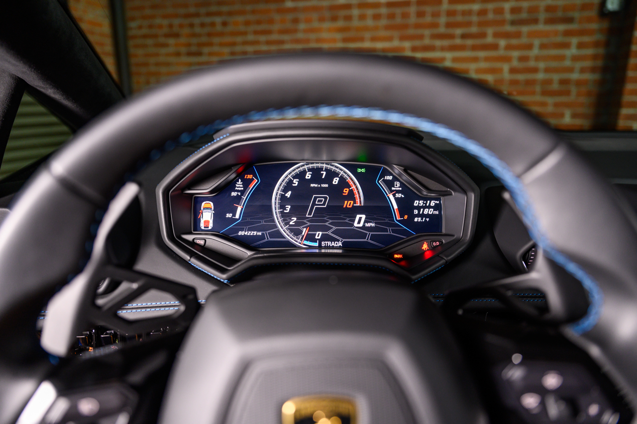 2023 Lamborghini Huracan Evo Coupe photo 47