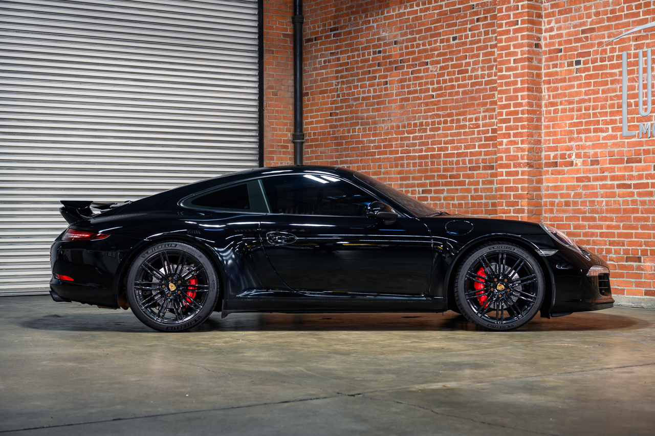 Porsche 911 Carrera S Coupe 2014
