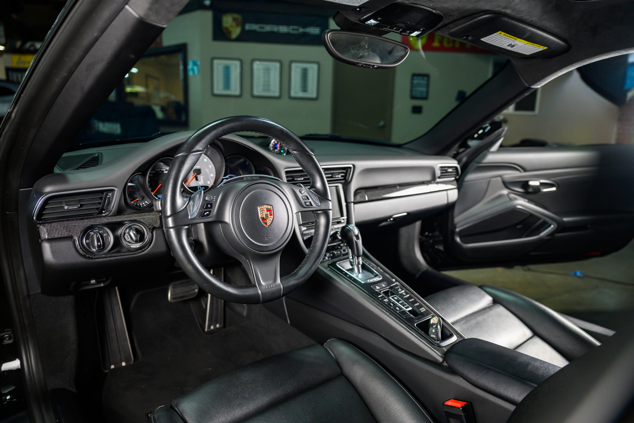Porsche 911 Carrera S Coupe 2014