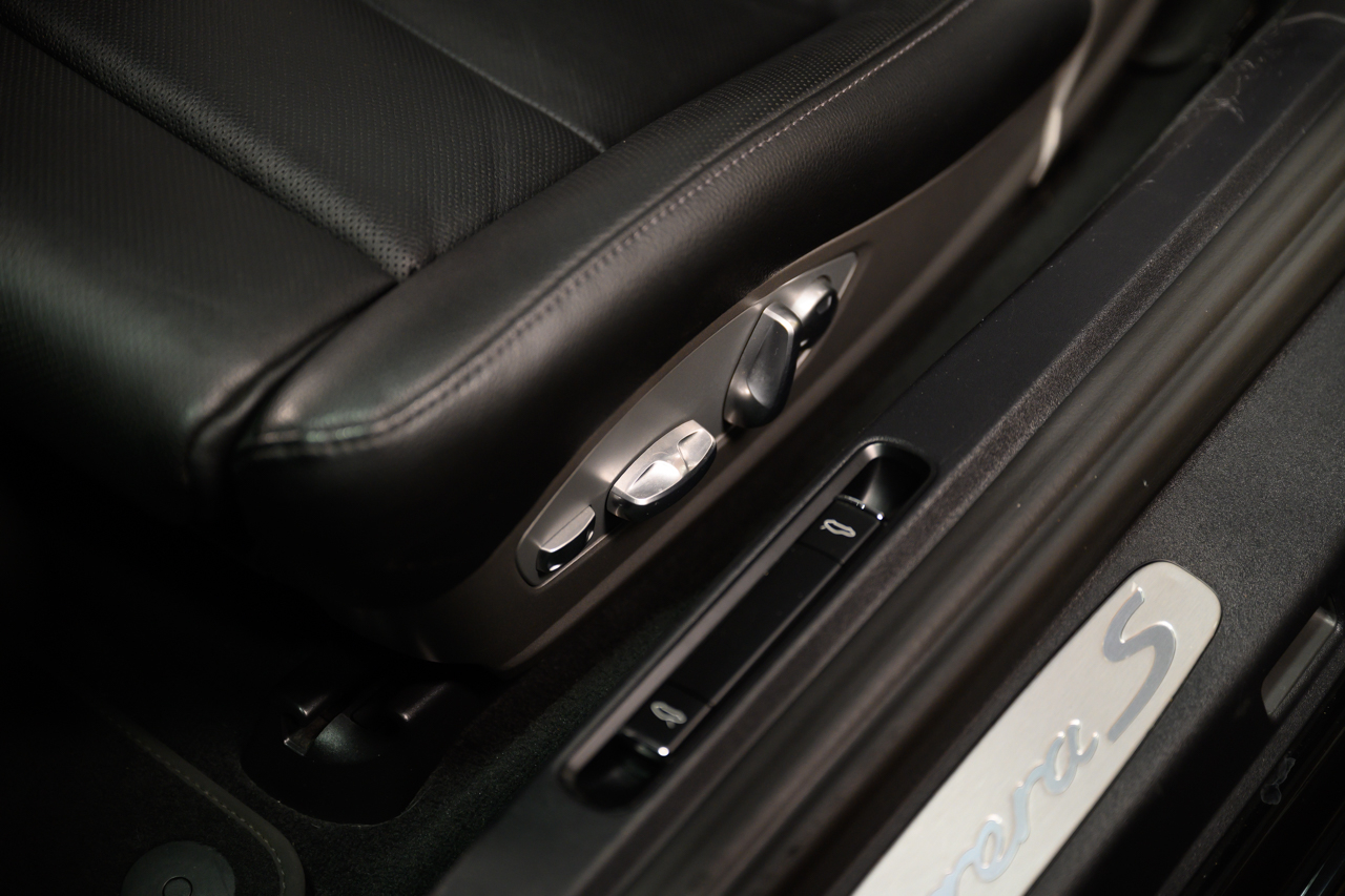 Porsche 911 Carrera S Coupe 2014