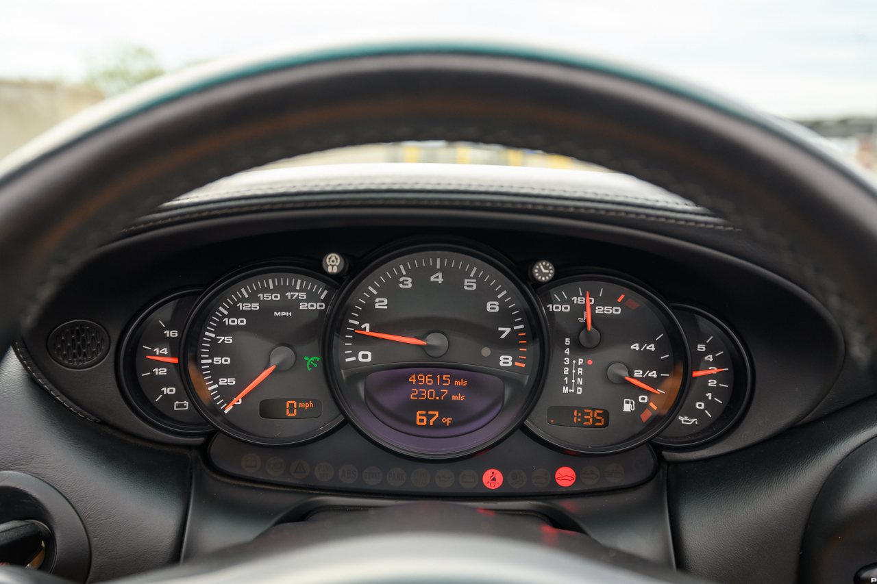 Porsche 911 Carrera 4S Cabriolet 2004