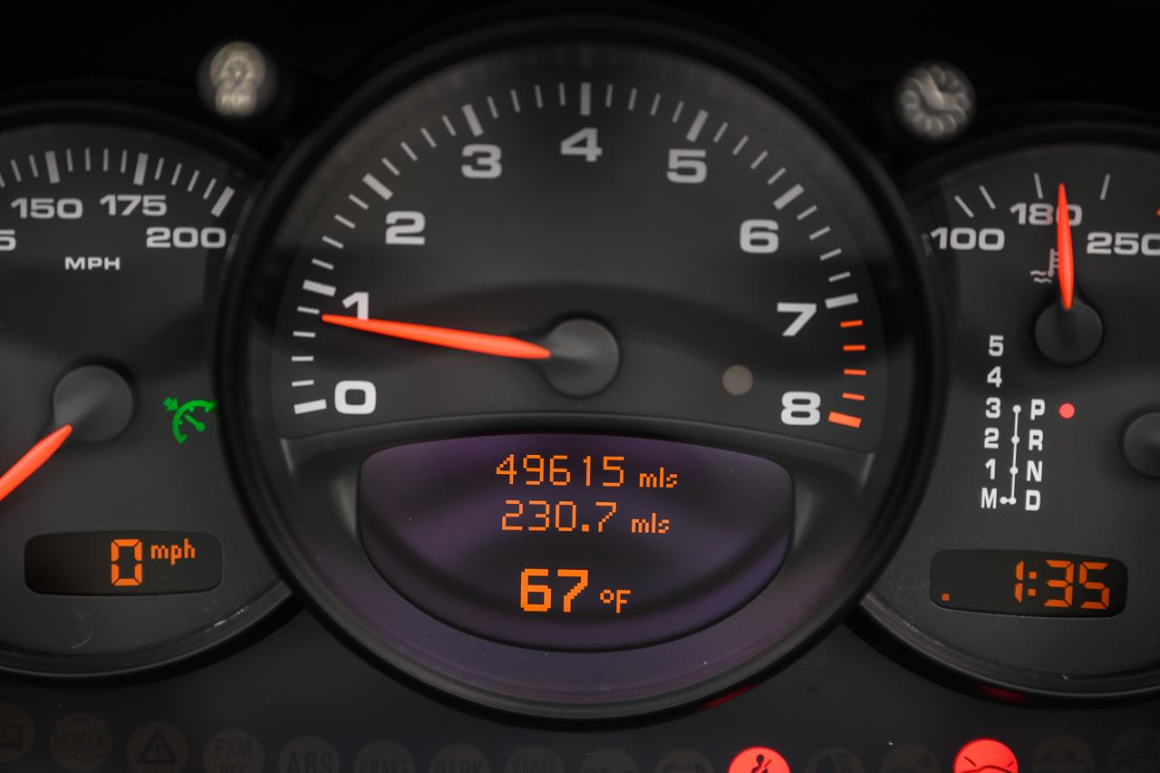 Porsche 911 Carrera 4S Cabriolet 2004