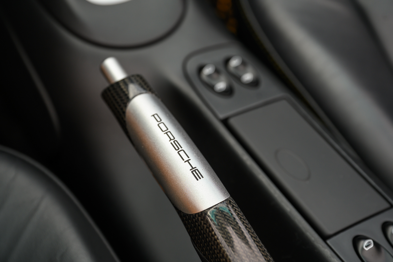 Porsche 911 Carrera 4S Cabriolet 2004