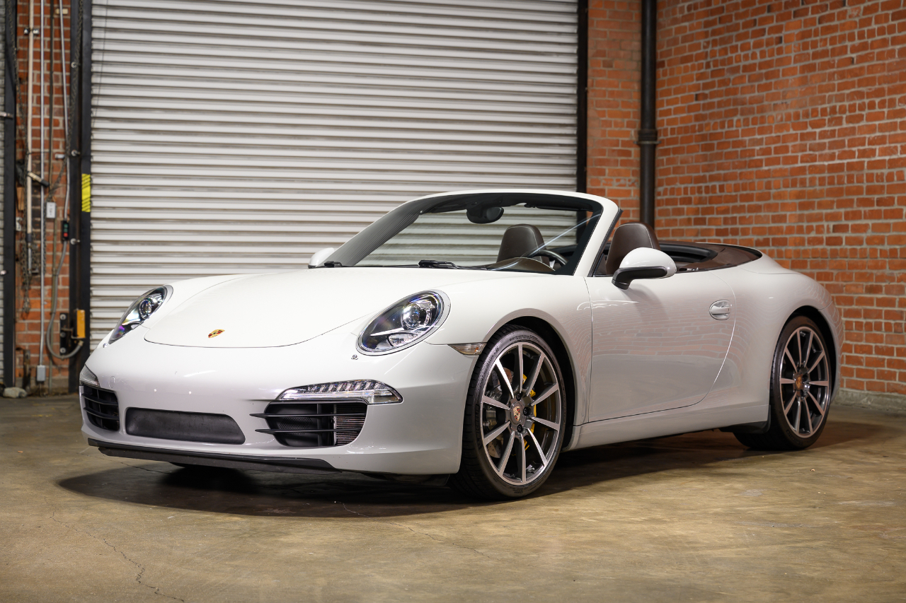 Porsche 911 Carrera S Cabriolet 2013