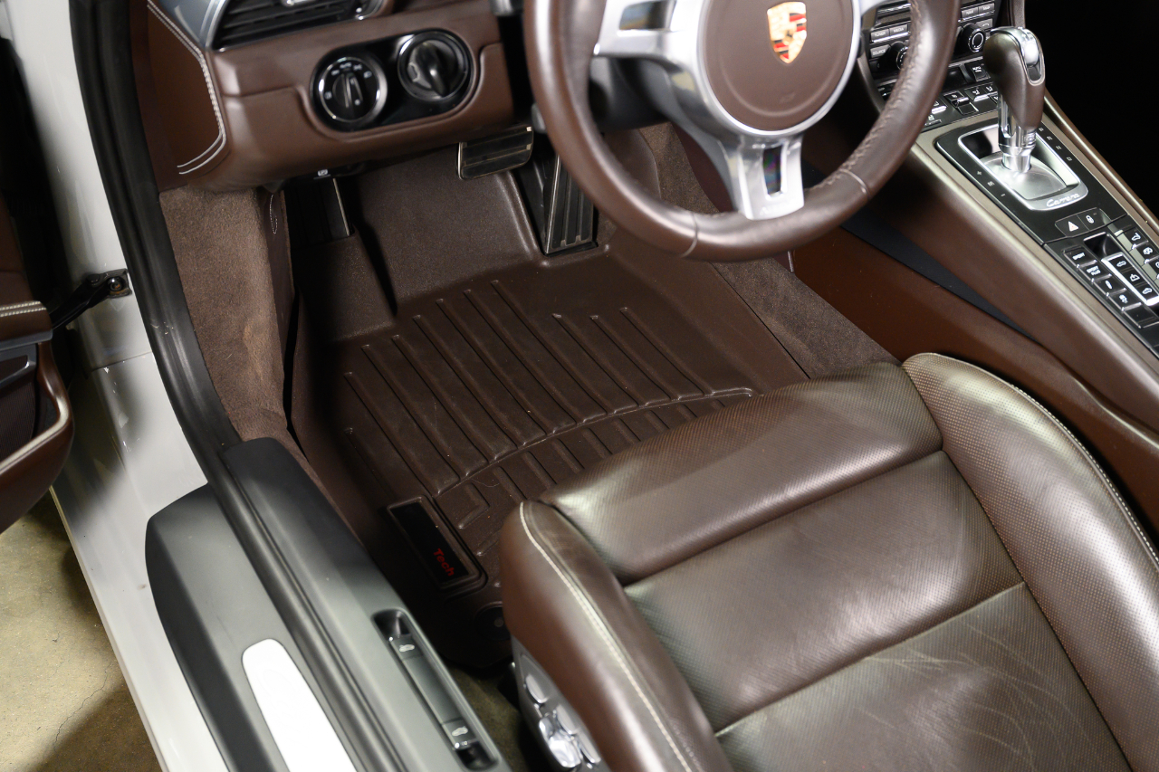 Porsche 911 Carrera S Cabriolet 2013