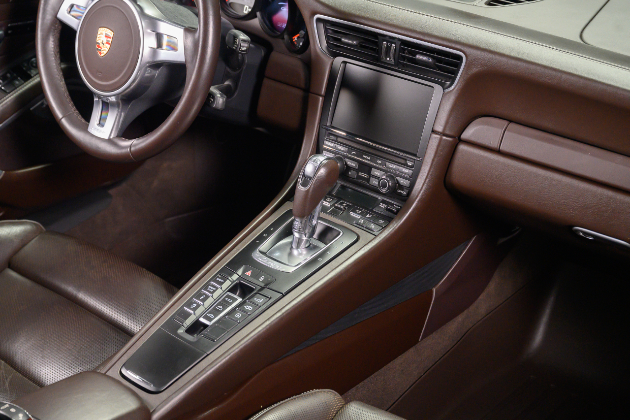 Porsche 911 Carrera S Cabriolet 2013