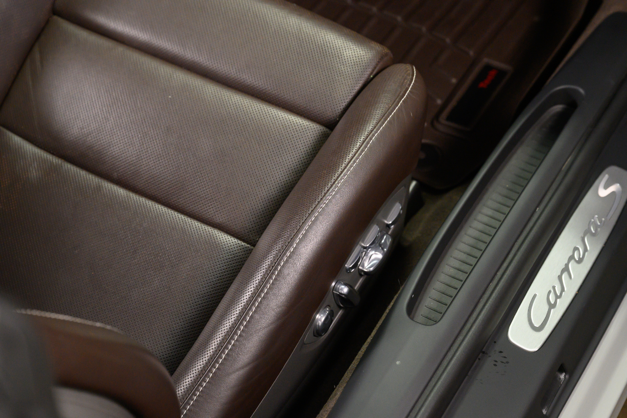 Porsche 911 Carrera S Cabriolet 2013