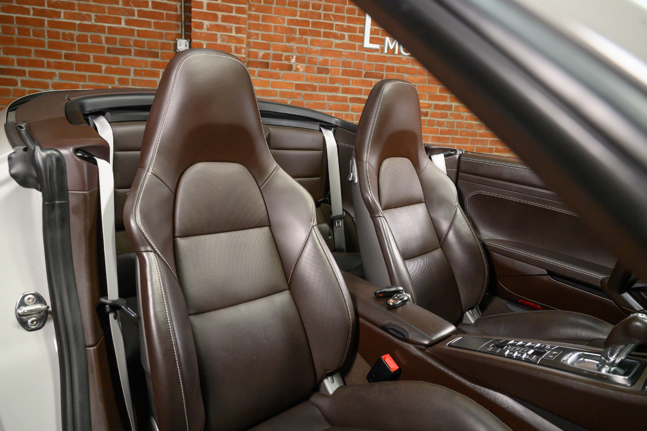 Porsche 911 Carrera S Cabriolet 2013