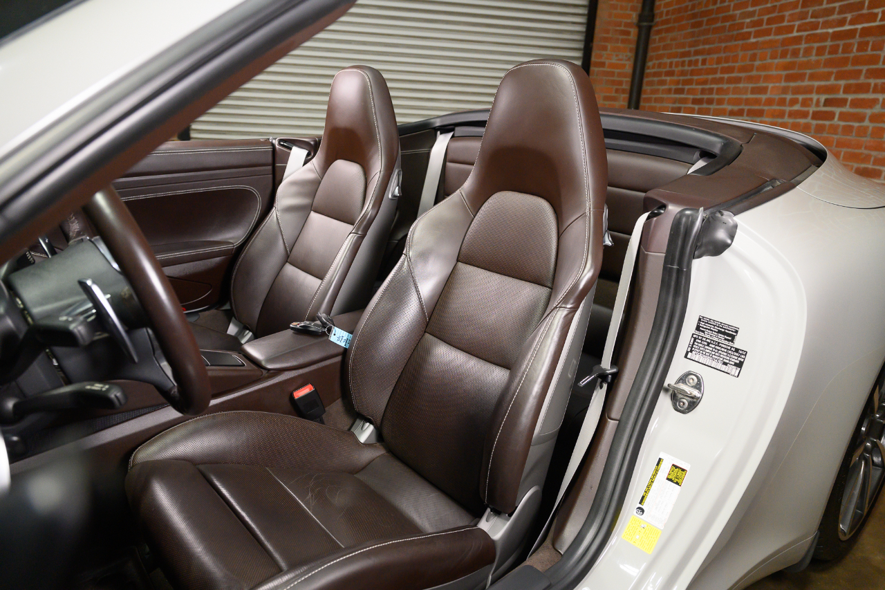 Porsche 911 Carrera S Cabriolet 2013