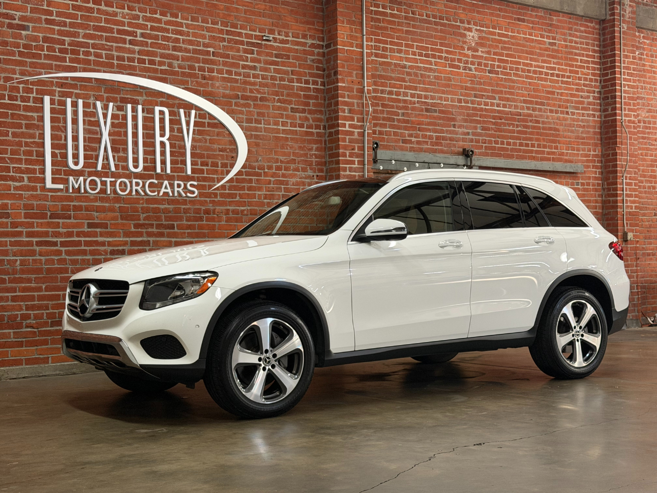 Mercedes-Benz GLC-Class GLC300 2019