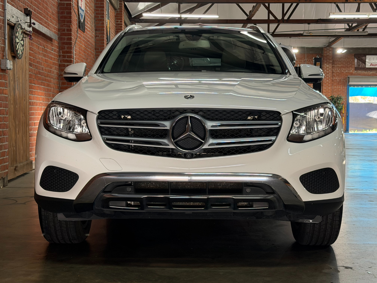 Mercedes-Benz GLC-Class GLC300 2019