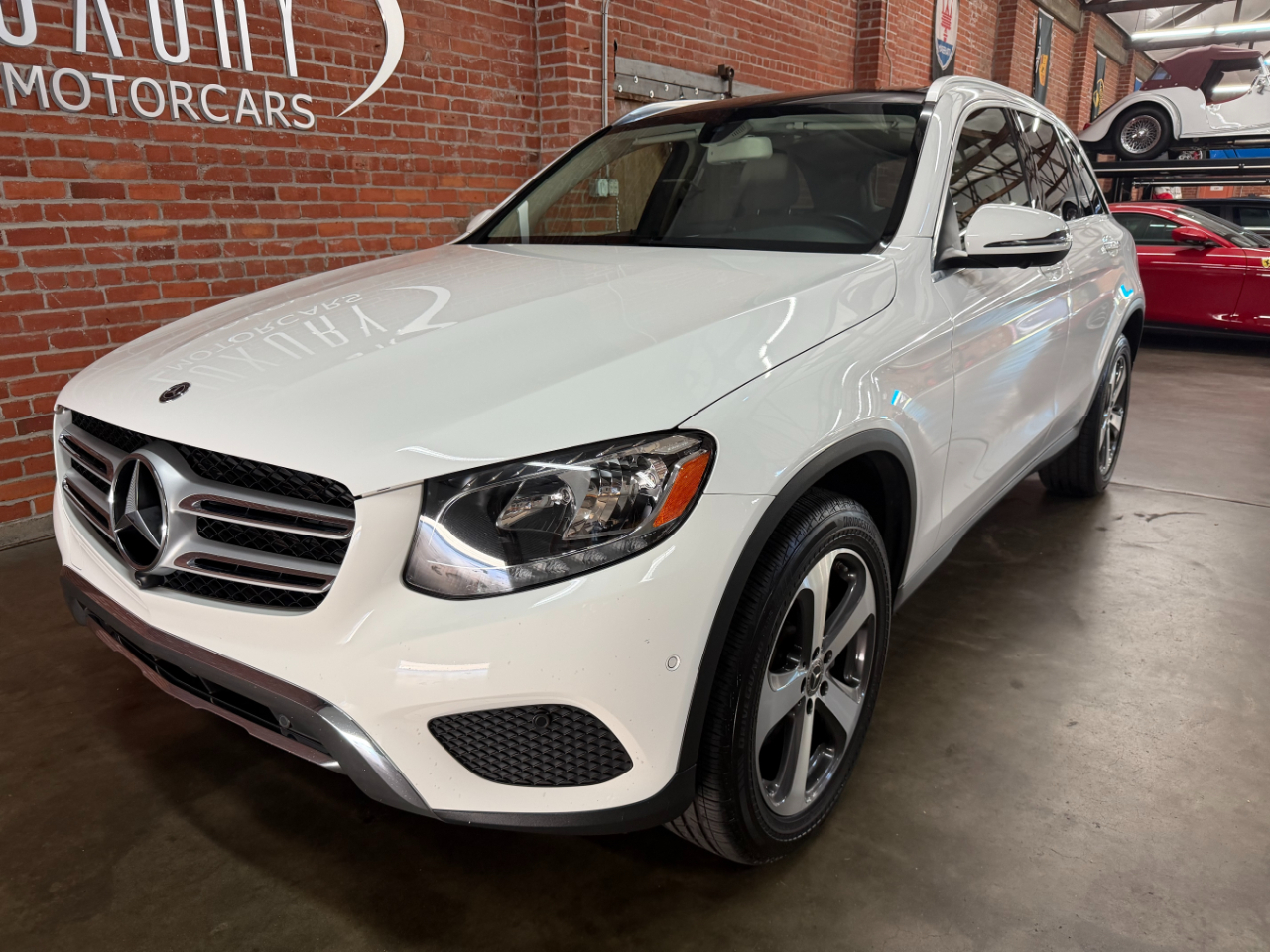 Mercedes-Benz GLC-Class GLC300 2019