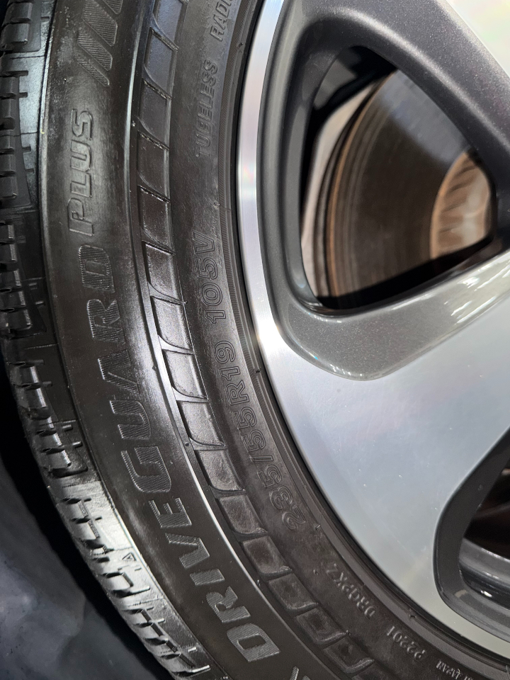 Mercedes-Benz GLC-Class GLC300 2019