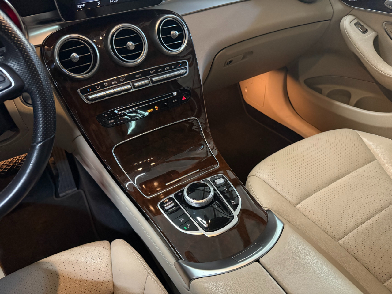 Mercedes-Benz GLC-Class GLC300 2019