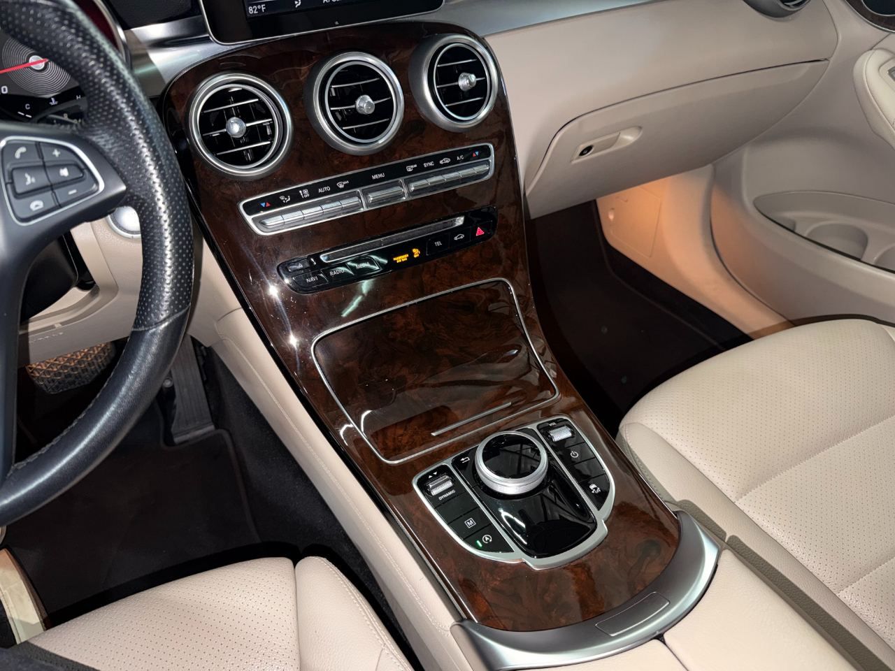 Mercedes-Benz GLC-Class GLC300 2019