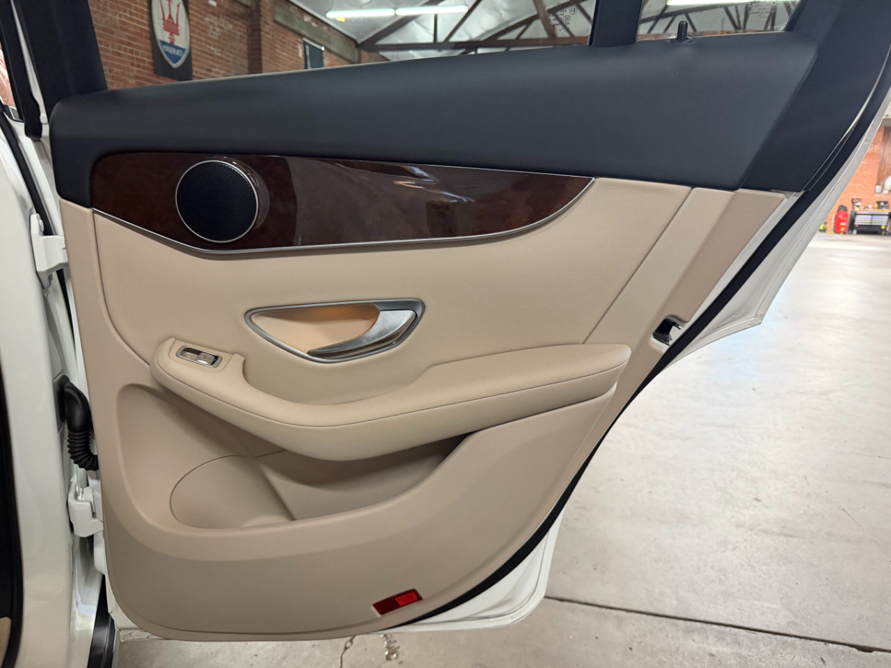 Mercedes-Benz GLC-Class GLC300 2019