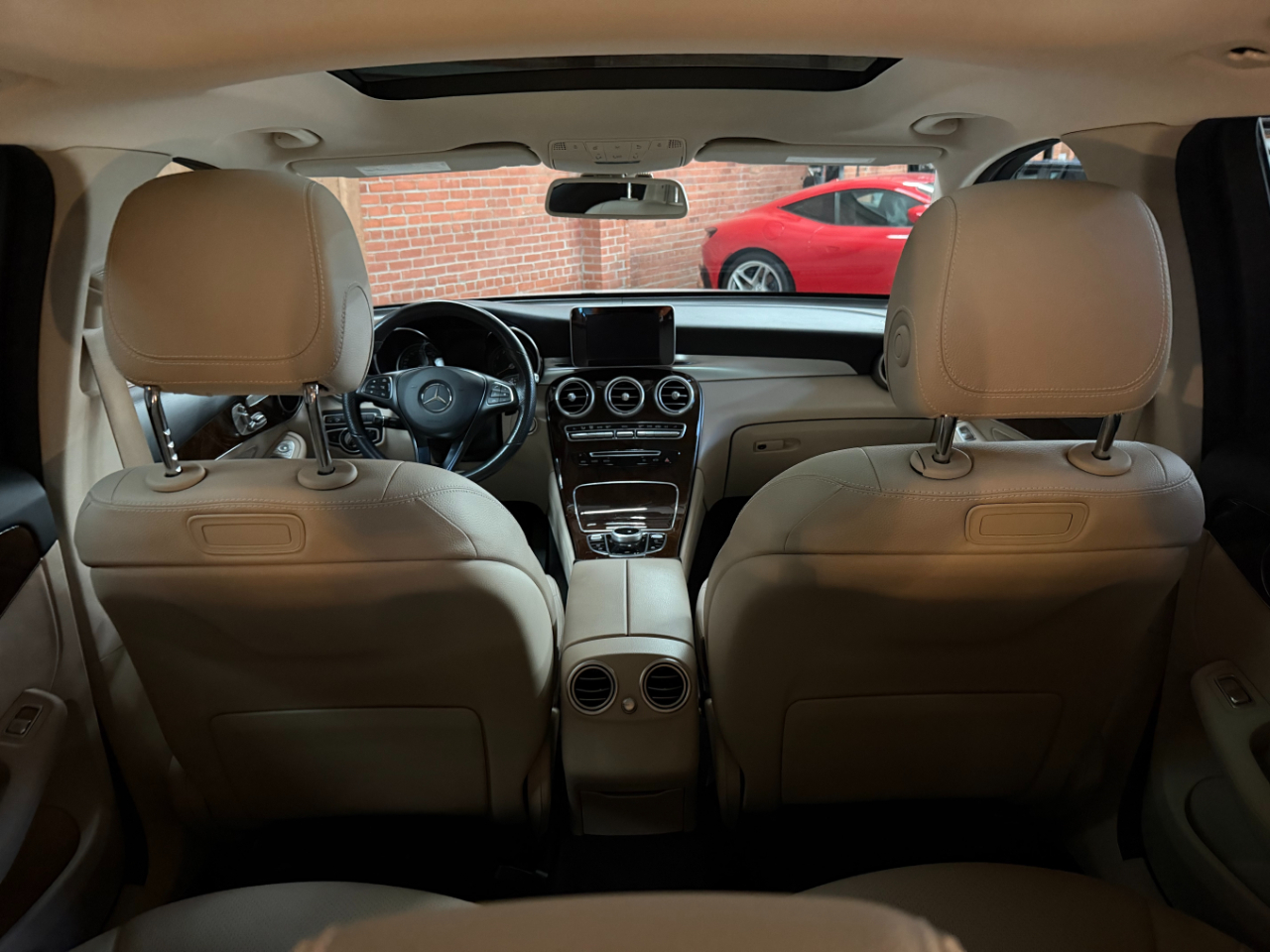 Mercedes-Benz GLC-Class GLC300 2019