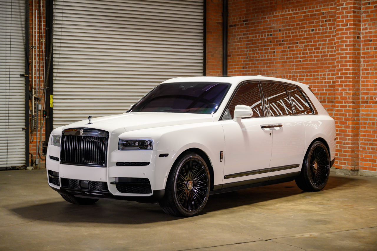 Rolls-Royce Cullinan  2019