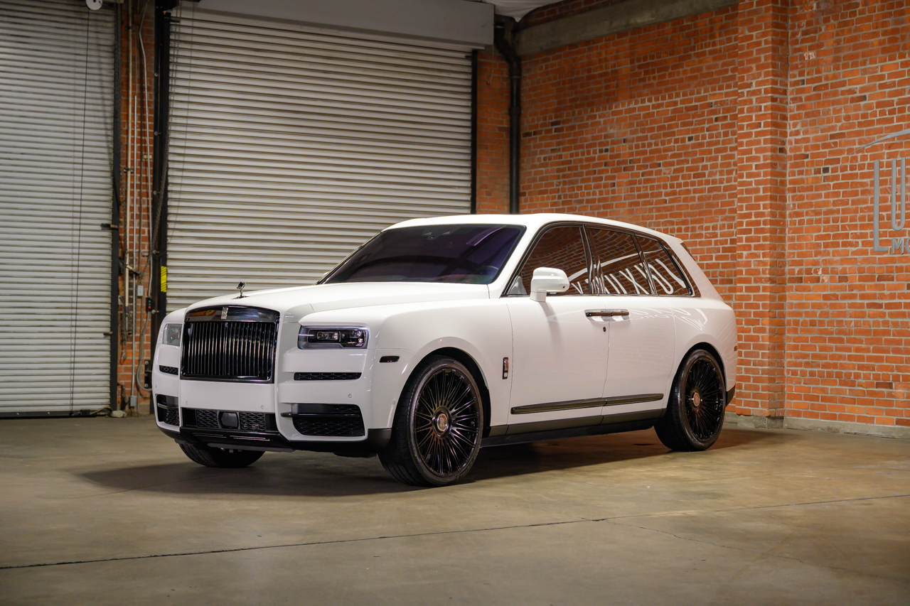 Rolls-Royce Cullinan  2019