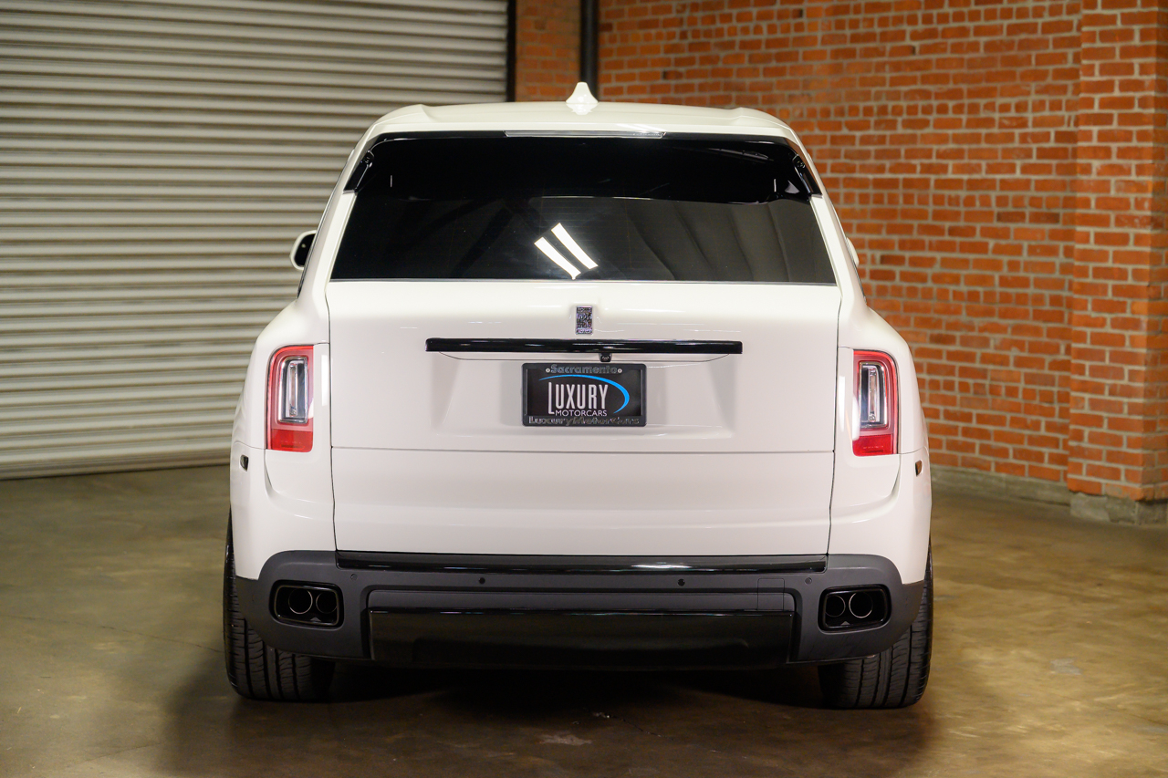 Rolls-Royce Cullinan  2019