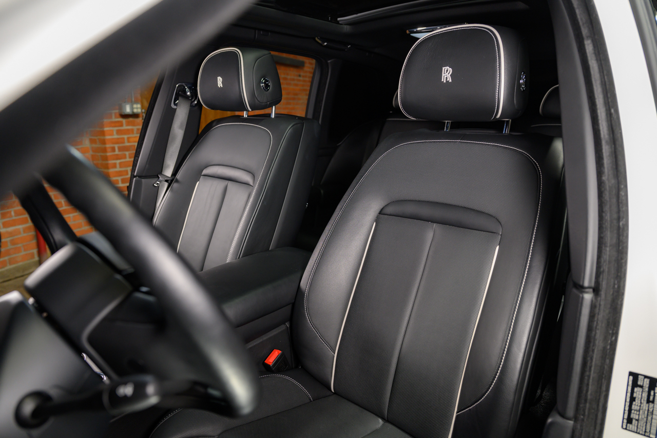 Rolls-Royce Cullinan  2019